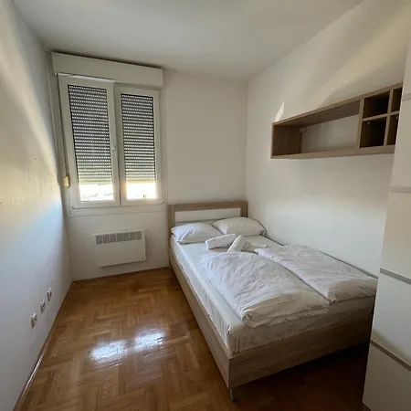 Mank1 City-center Apartment *