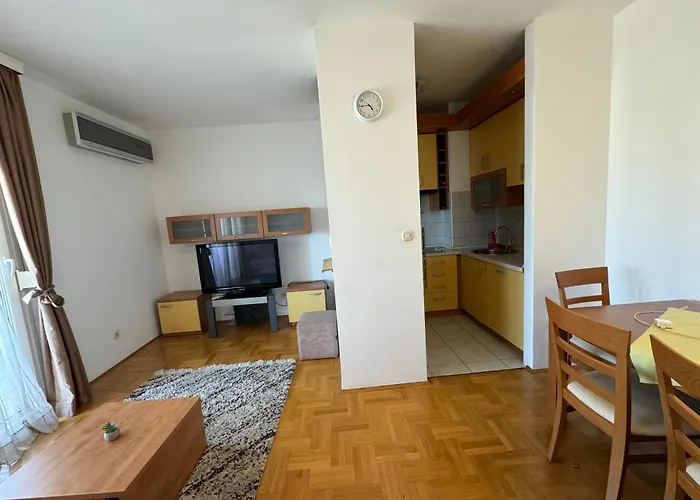 Mank1 City-center * Split